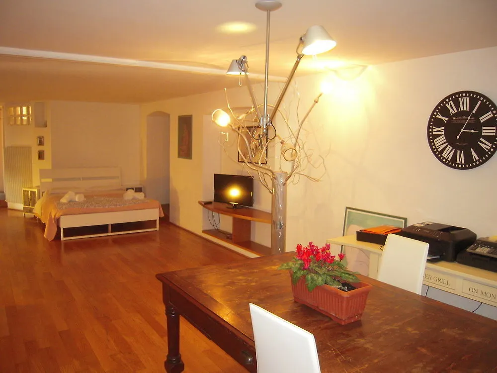 Bed And Breakfast Al Viale Papa Giovanni Bergamo Hotel